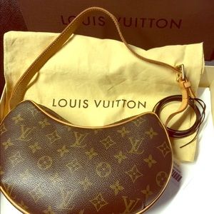 LV Authentic Louis Vuitton Pochette Crescent Bag